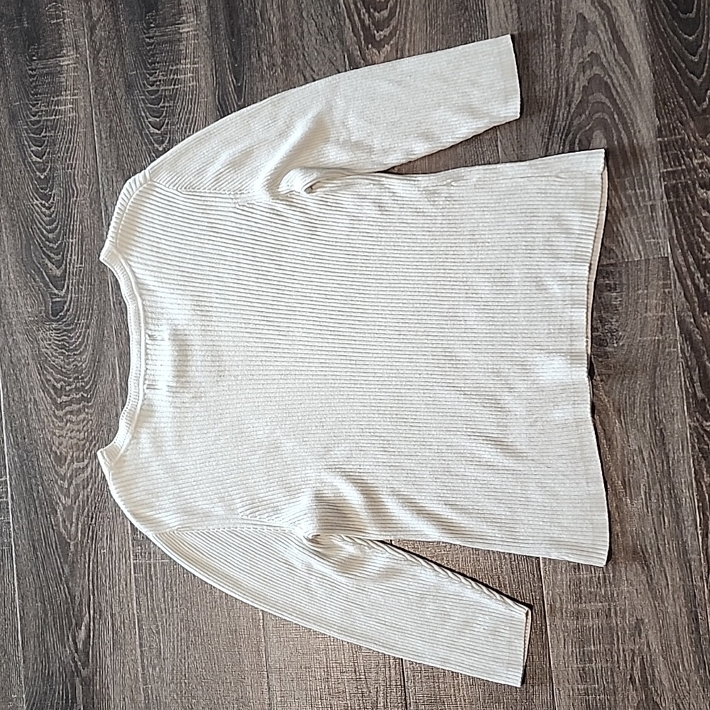 🦩 Sag Harbor 3/4 sleeve Rib knit Sweater 🦩 - Picture 3 of 3